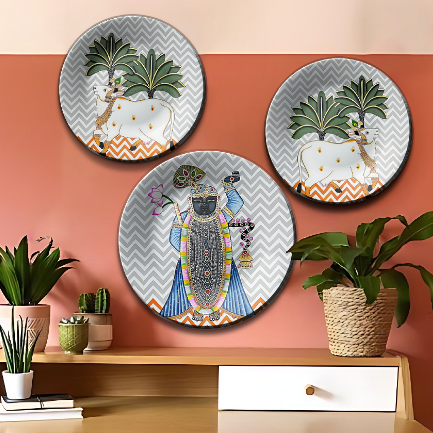 Set of 3 Cow and Shrinath Ji Pichwai Wall Plates Décor