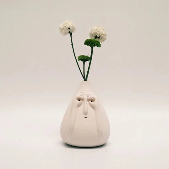 Unheard and Lookout Creative Vase Set
