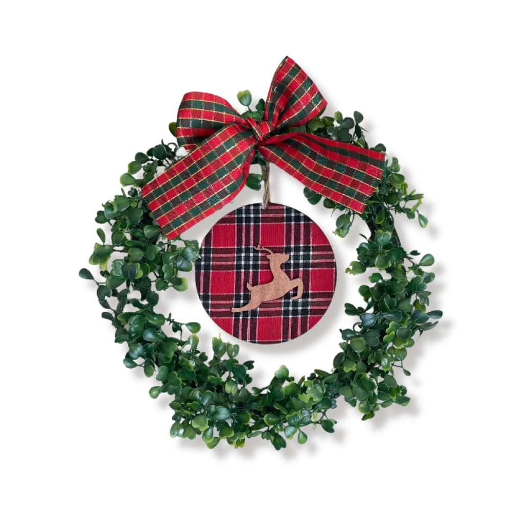 Reindeer, Leaves and Bow Beautiful Christmas Wreath Ring