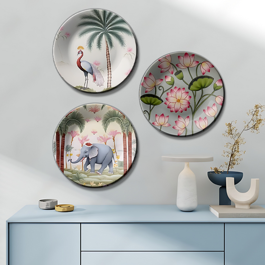 Featuring a Unique Design  Set of 3 Nature hanging plates on wall