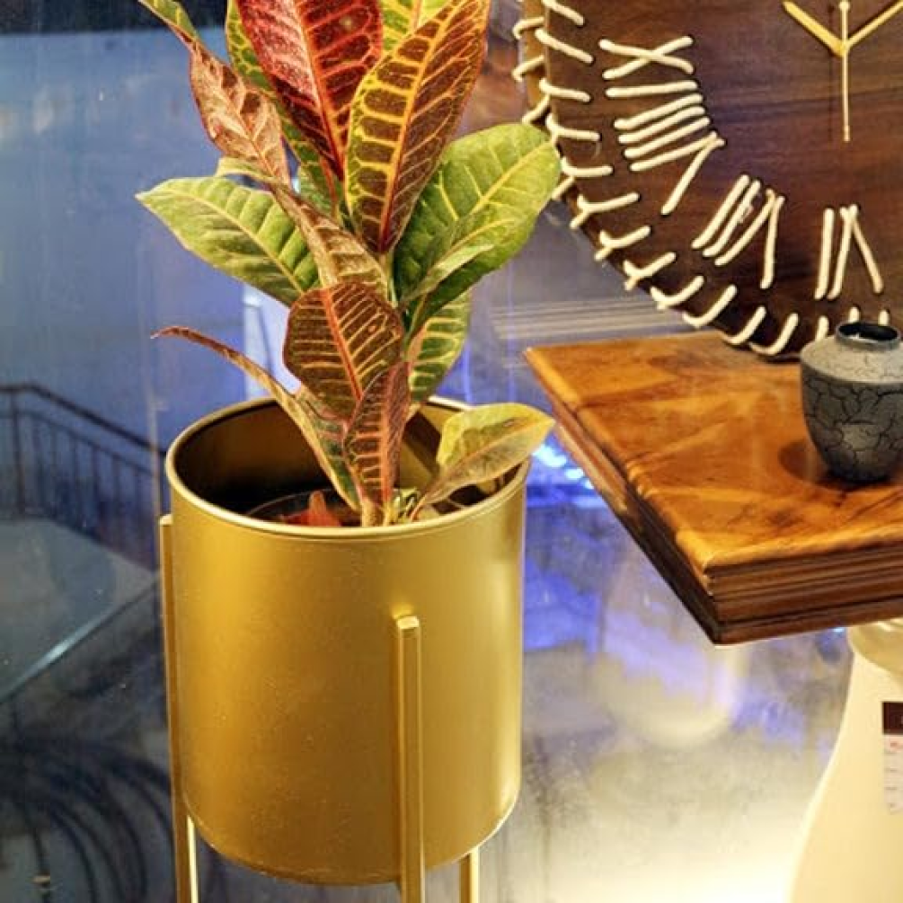 Set of 3 Metal Indoor Floor Planter