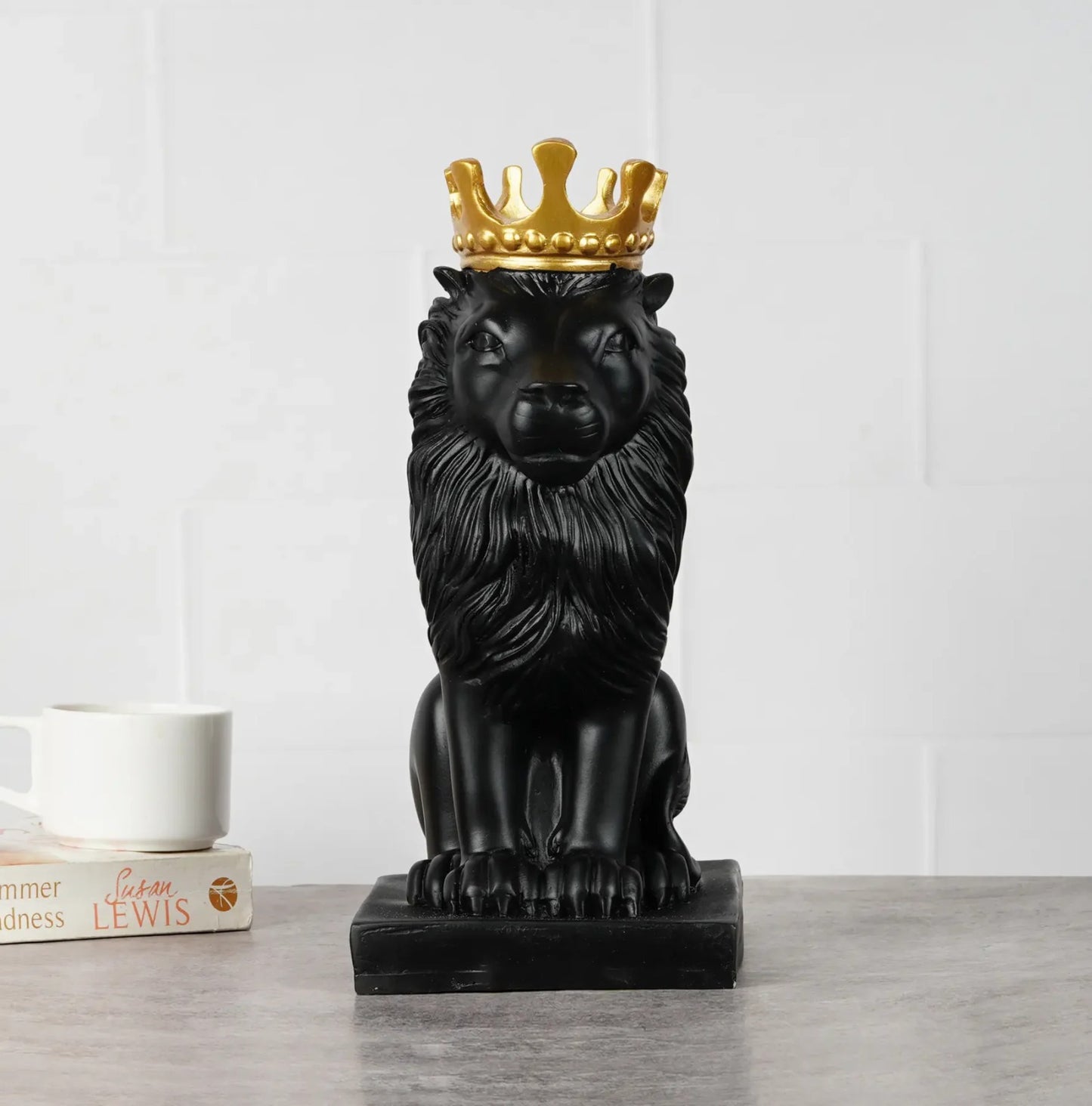 Crowned Lion Executive Figurine