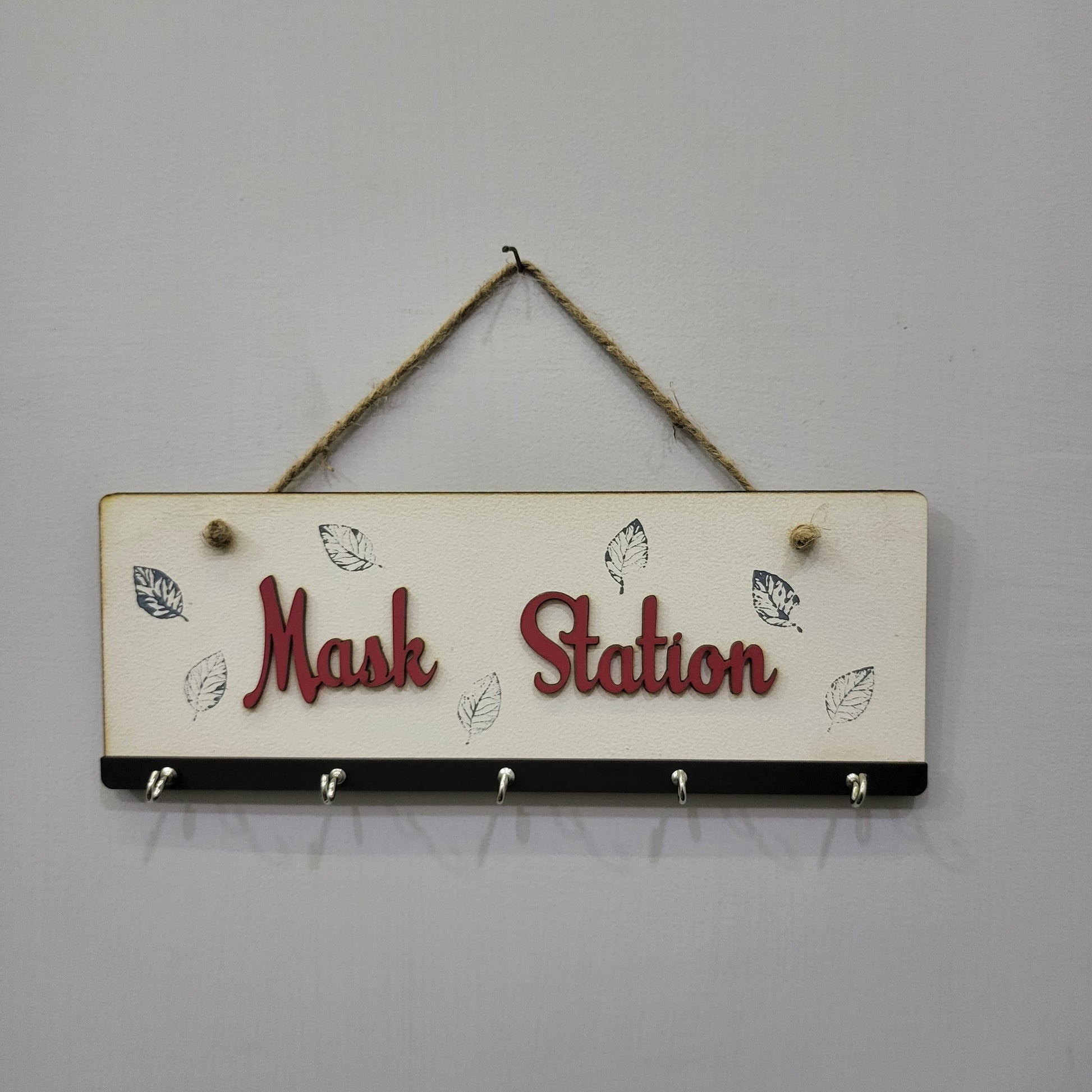 Station Quote Mask and Key Holder With 5 Hooks