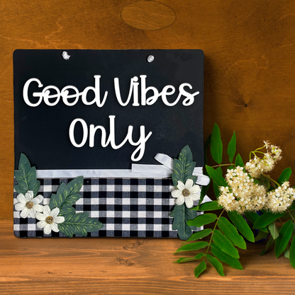 Good Vibes Only Wall Hanging Wooden Positive Quote Frame Hanger 3D Buffalo Print Floral Art